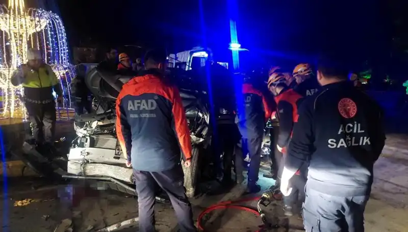 Erzurum'da Araba Kazası: Altı Araç Biçen Sürücü Gözaltında