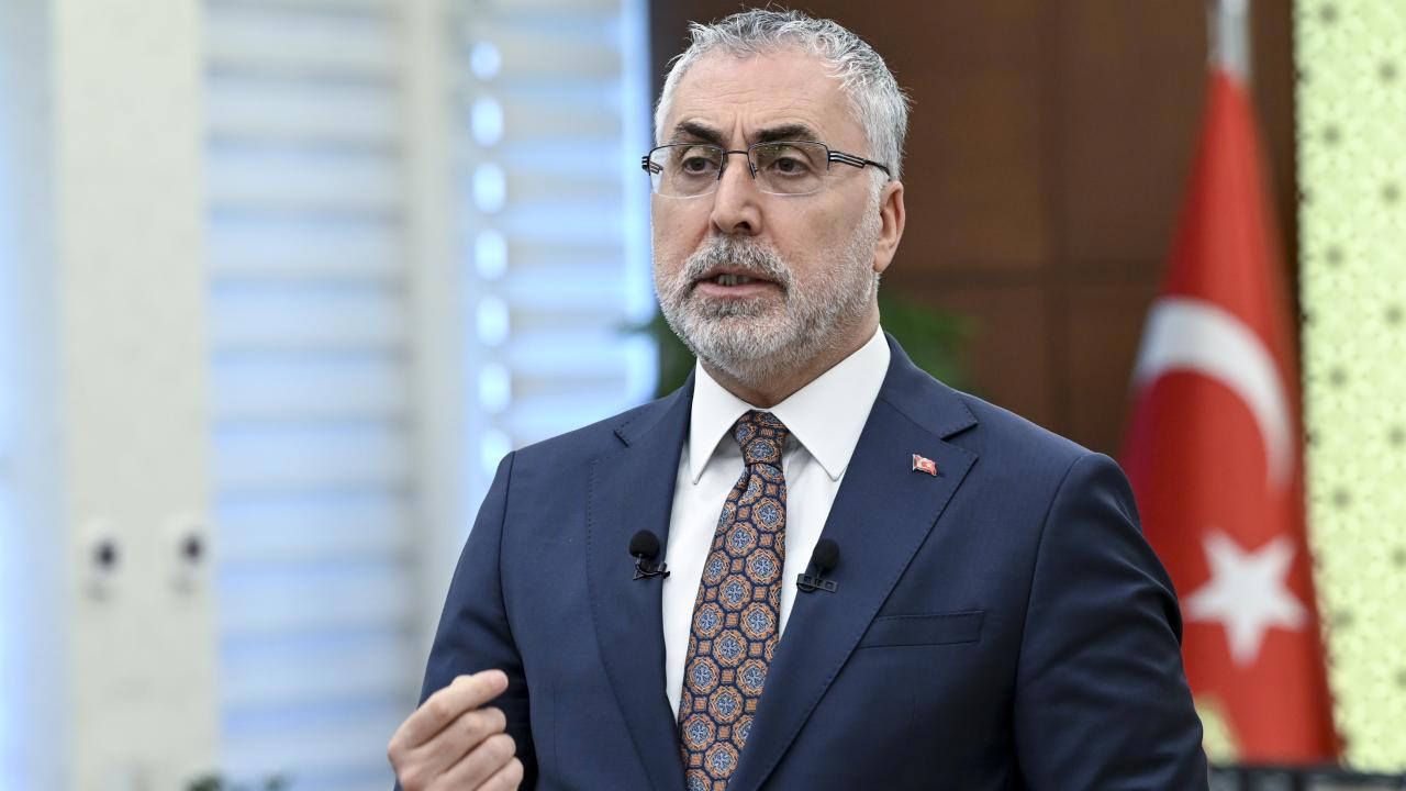 Bakan Işıkhan'dan Asgari Ücrete İlişkin Açıklama