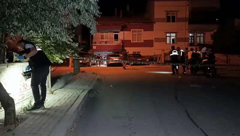 Karaman'da Kanlı Gece: Genç Adam Kız Arkadaşına Dehşeti Yaşattı