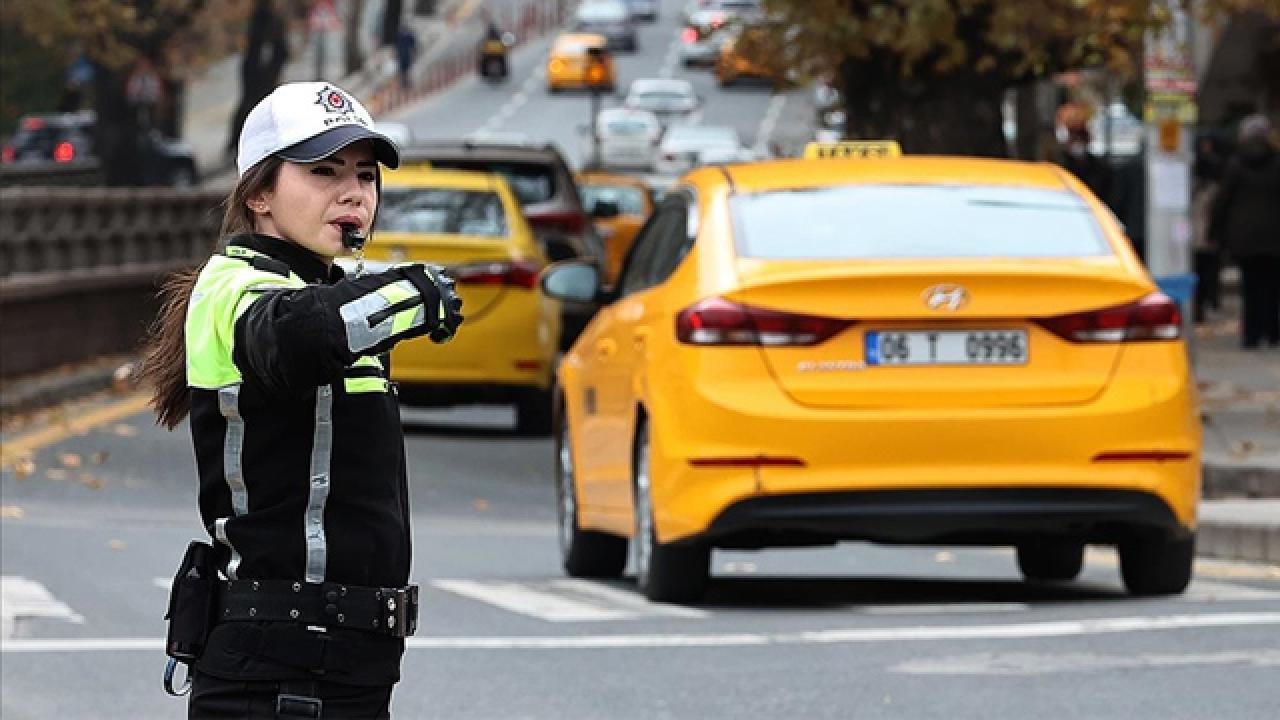Ankara'da trafik nedeniyle bazı yollar kapatılacak