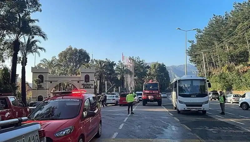 Muğla’da Beş Yıldızlı Otelde Şok Yangın: Tatilciler Panik İçinde