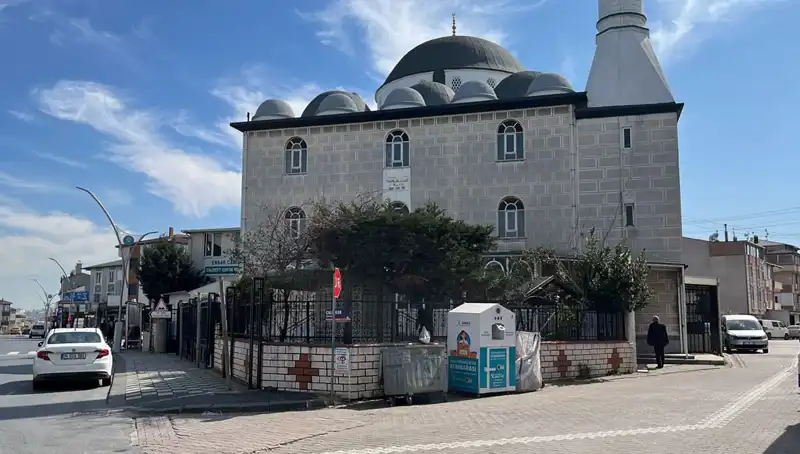 Cami Tuvaletinde Vurulmuş Halde Bulunan Adamın Gizemi Ne?
