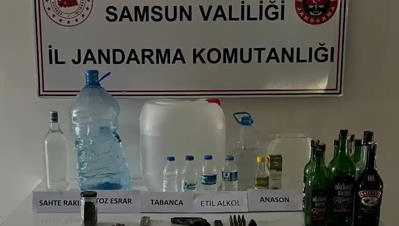 Samsun’da Sahte İçki Operasyonu: Litrelerce Ele Geçirildi ve Gözaltılar Gerçekleşti
