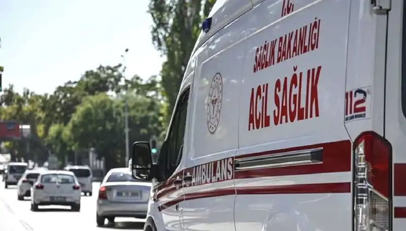 Mangalda Pul Biber Yakan Adam, Apartmanı Tehlikeye Soktu: İşte O Anlar!