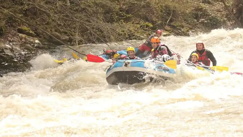 Rafting Tutkunları Nehirlerde Debi Artışıyla Coşkuya Doydu