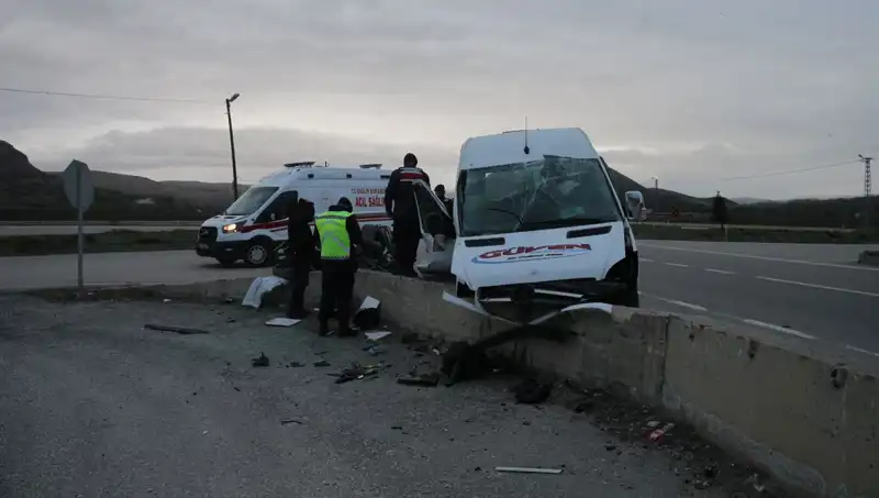 İşçi Servisi, İstitat Duvarına Çarpınca Neler Yaşandı?