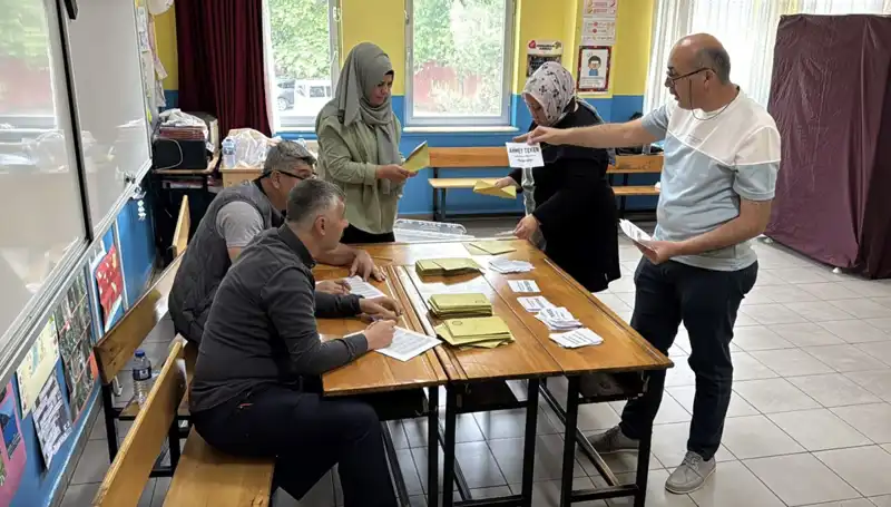 Türkiye'de 405 Mahalle ve Köyde Yeni Muhtarlar Seçildi!