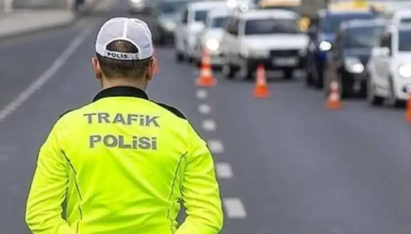Cumartesi Günü Trafiğe Kapalı Yollar: Sürücüler Dikkat!