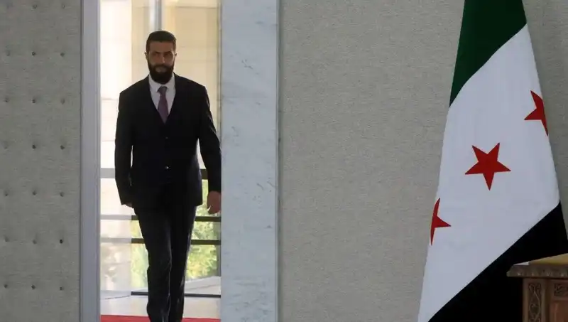 Fransa'nın Suriye Politikalarında Yeni Dönem: Şara-Macron Zirvesinin Detayları