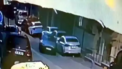 Esenyurt’ta Otomobil Çarpma Olayı: Kaçan Sürücü Aranıyor