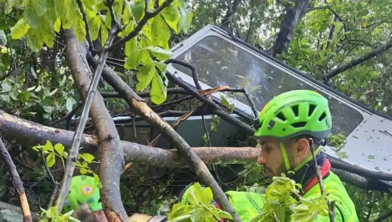 İtalya'da Teleferik Faciası: Halat Kopması 4 Hayat Kayıp Etti