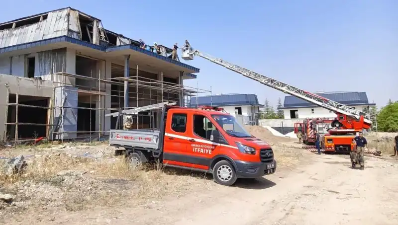 Ankara Gölbaşı'ndaki Villalarda Yangın: Korkutan Gelişmeler ve Detaylar
