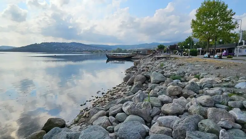 Sapanca Gölü'nde Su Seviyesi Düşüşü: Yerel Ekosistem Üzerindeki Etkileri
