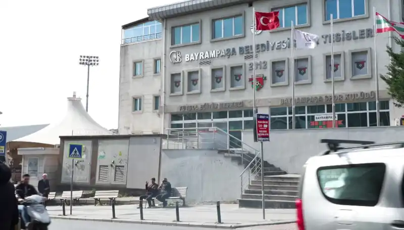 Arda Turan Spor Kompleksi'nde Otoparkı Su Bastı, Sürükleyici Görüntüler Ortaya Çıktı