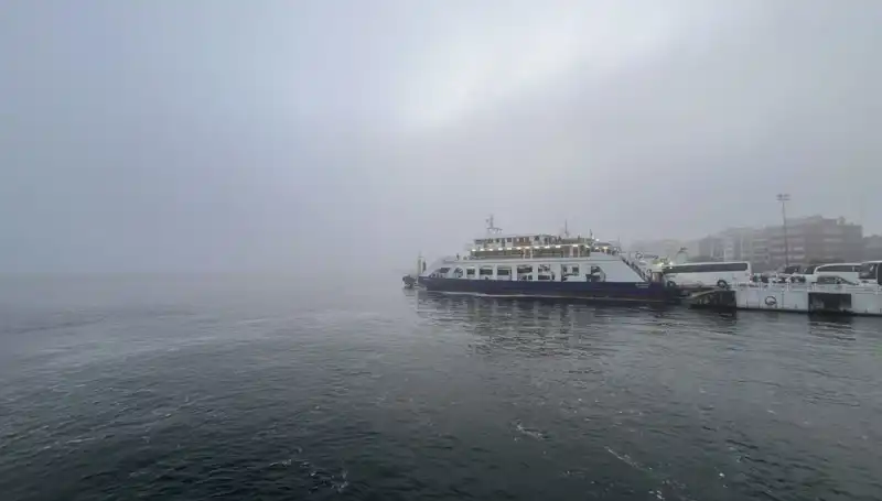 Yoğun Sis Nedeniyle Çanakkale Boğazı Transit Gemilere Kapatıldı