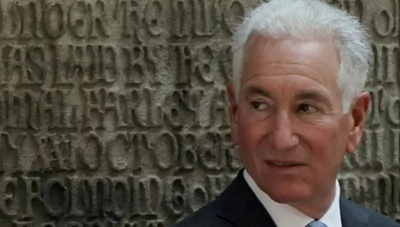 ABD Senatosu, Trump’ın Düğününü Onayladı: Siyasi Etkiler ve Geleceği