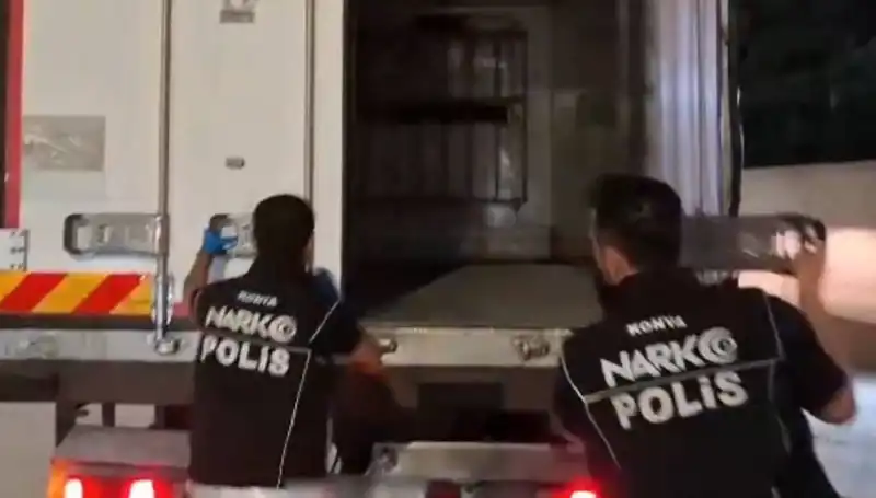 Konya'da Uyuşturucu Operasyonunda Dört Şüpheli Yakalandı!