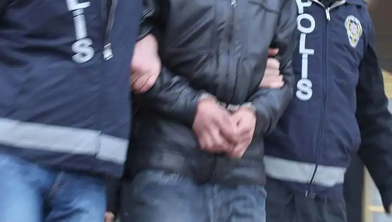 Ülke Genelinde Yapılan Dolandırıcılık Operasyonu: 34 Kişi Gözaltına Alındı