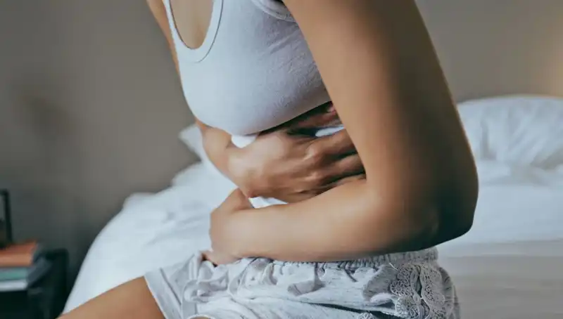 22 Yaşında Bağırsak Kanseri: Genç Yaşta Teşhis Şoku ve İhmal Edilen Belirtiler