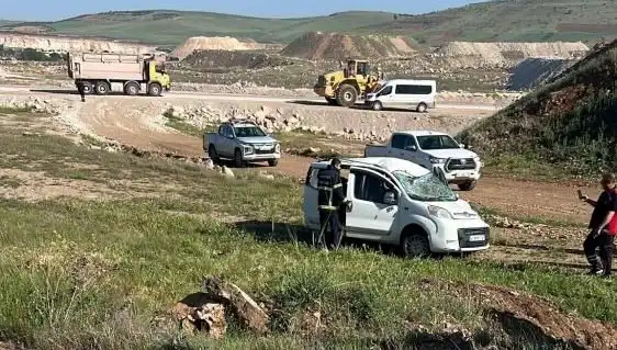 Mardin'de Feci Kaza: Dört Kişi Yaralandı, Olay Yeri Gözyaşlarıyla Sarmalandı