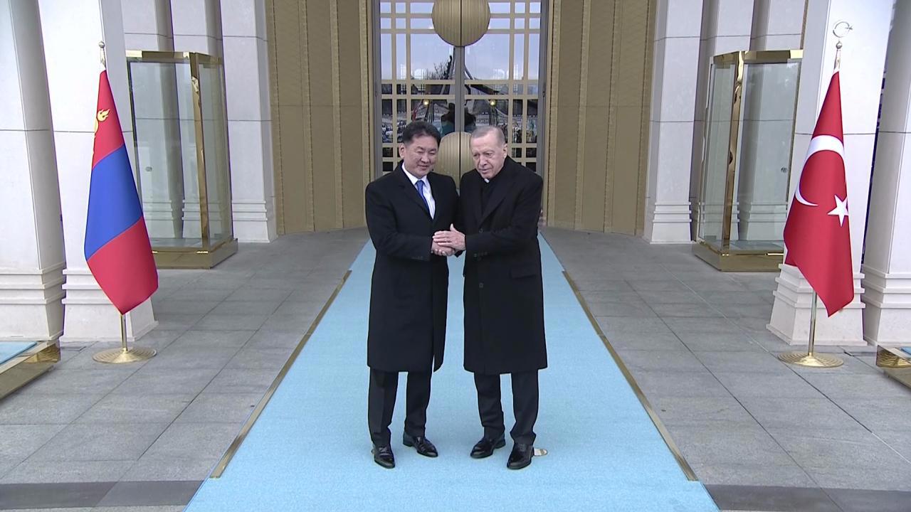 Moğolistan Cumhurbaşkanı Ukhnaa Ankara'da Bulunan Türkiye Cumhurbaşkanı Erdoğan'la Görüştü